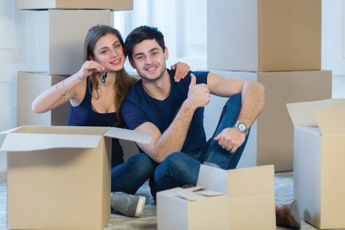 Moving van service for local house moves in Maidahill