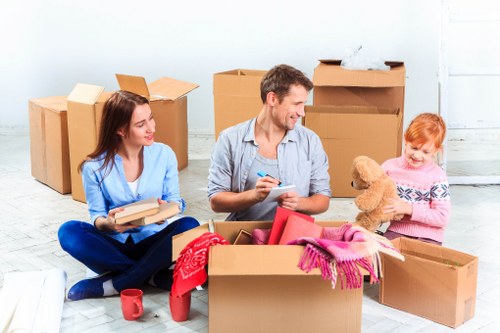 Moving truck service for homes and businesses in Maidahill